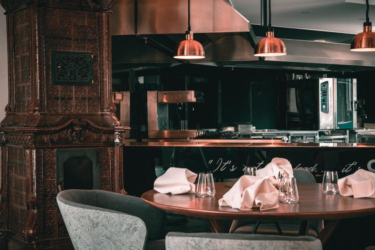 Hotel Tomi Порторож Экстерьер фото