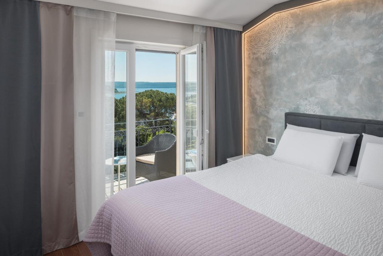 Hotel Tomi Порторож Экстерьер фото