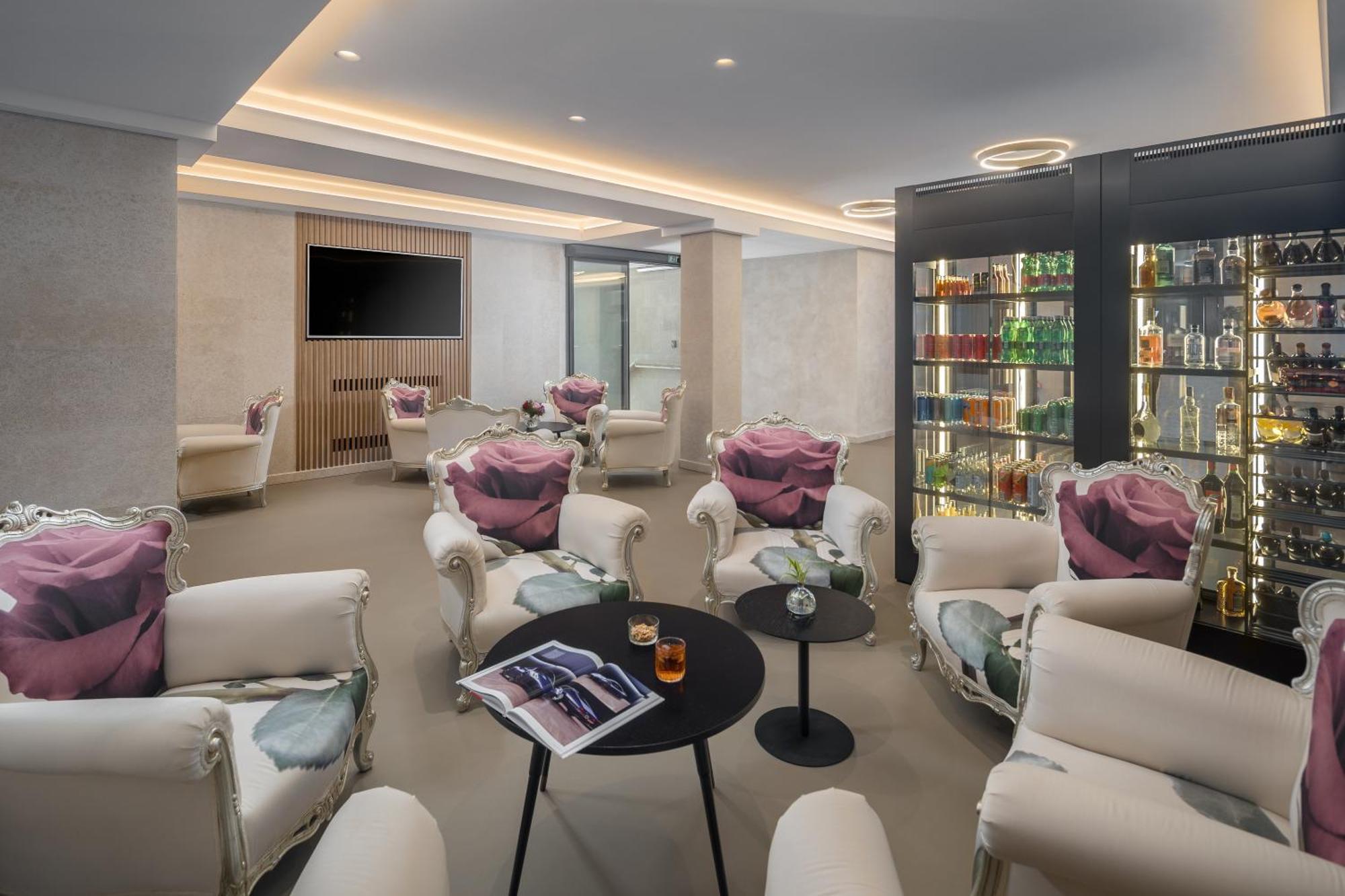 Hotel Tomi Порторож Экстерьер фото